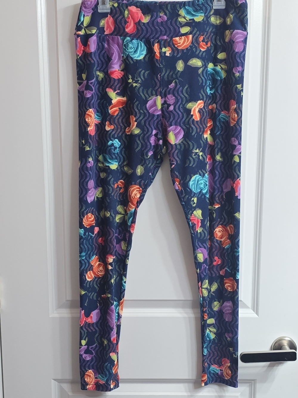 Lularoe TC Disney Minnie Mouse Navy Floral Leggings - Multicolor Print
